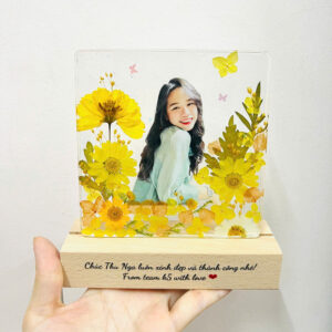 ĐÈN TRANH HOA KHÔ MÀU VÀNG