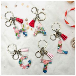 MÓC KHÓA CHỮ HOA KHÔ HANDMADE MẪU 6