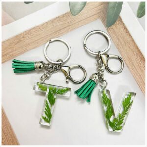 MÓC KHÓA CHỮ HOA KHÔ HANDMADE MẪU 8