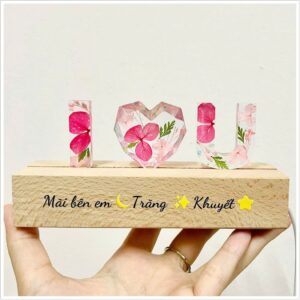 ĐÈN CHỮ TÌNH YÊU TRANG TRÍ TRÁI TIM