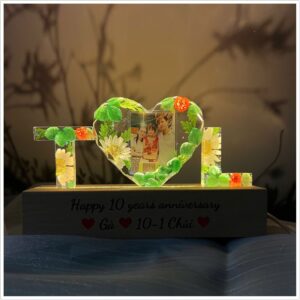 ĐÈN CHỮ HOA KHÔ TRÁI TIM ẢNH KỶ NIỆM  MẪU 02