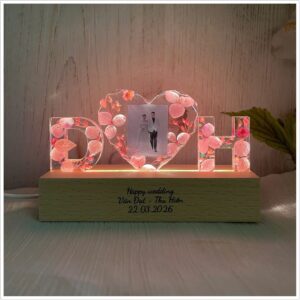 ĐÈN CHỮ HOA KHÔ TRÁI TIM ẢNH KỶ NIỆM  MẪU 06